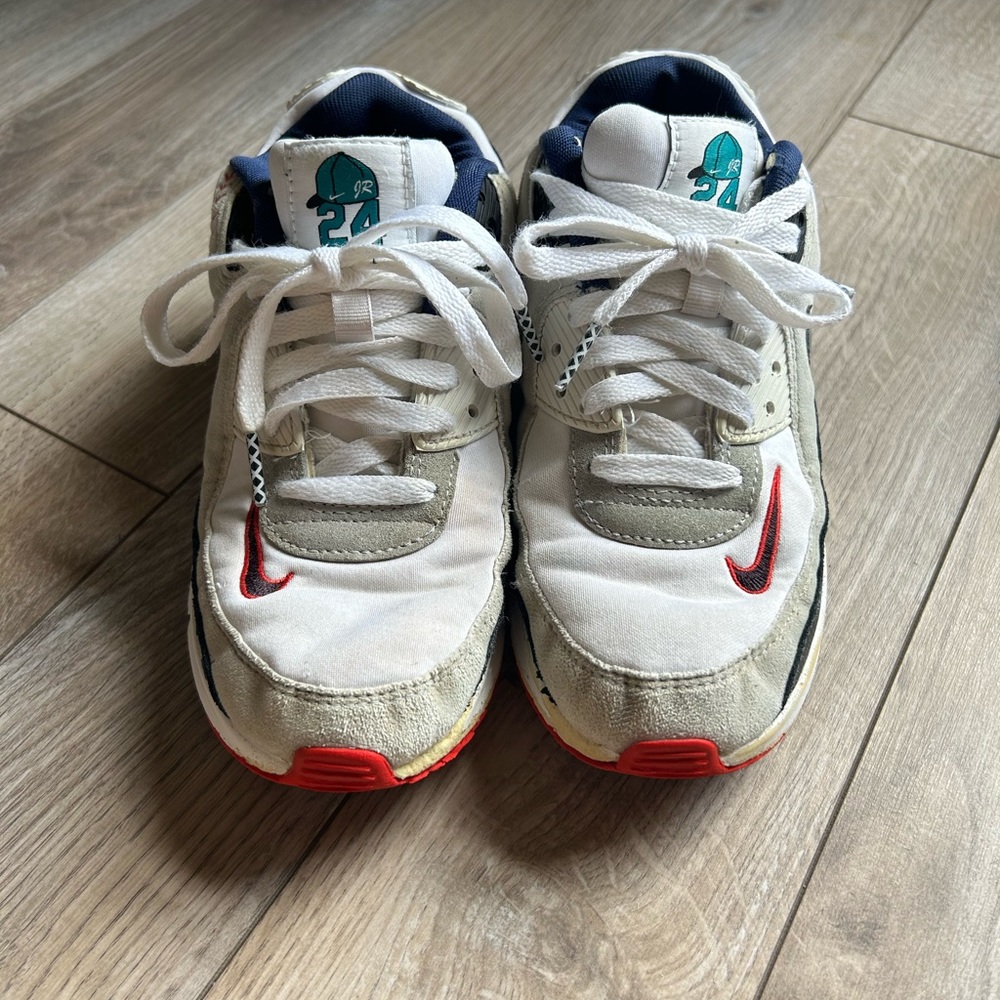 Boys Ken Griffey Jr - Nike Air Max 90 sneakers size 4.5y